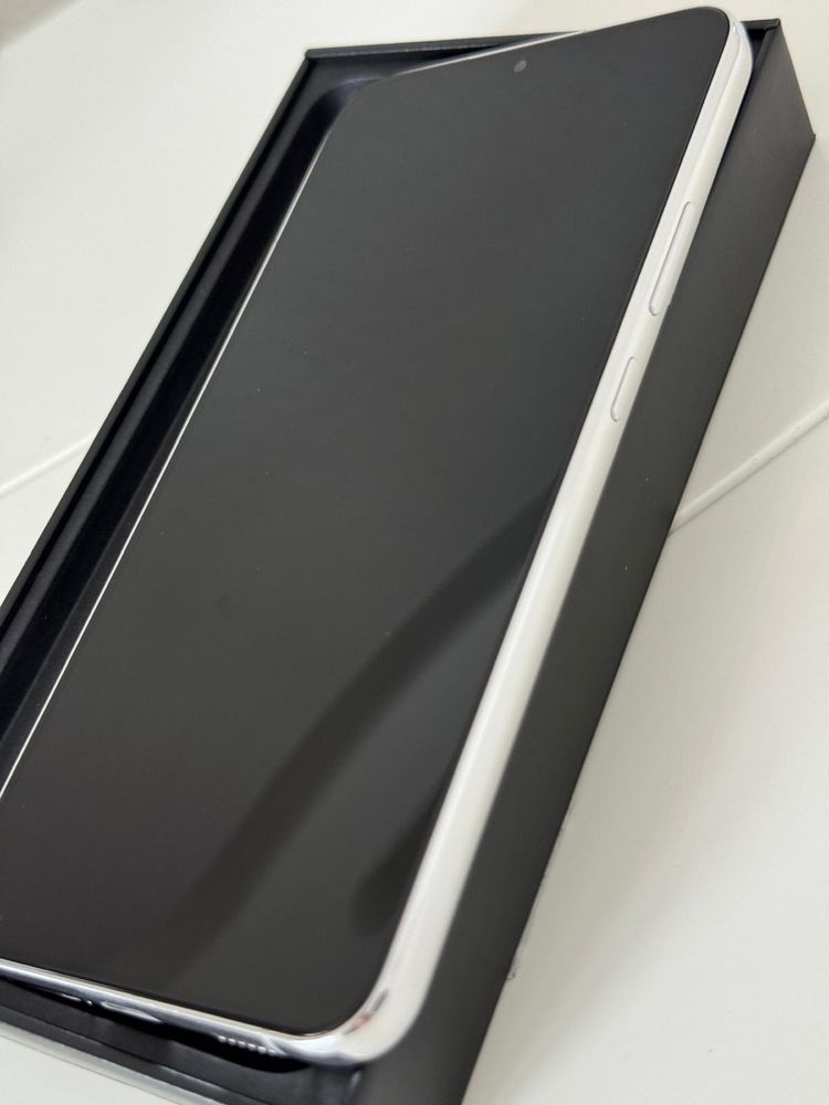 Samsung Galaxy S22 plus