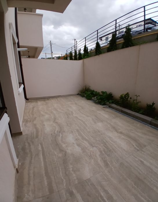 Apartament o  camera, decomandat-Hlincea, Iasi