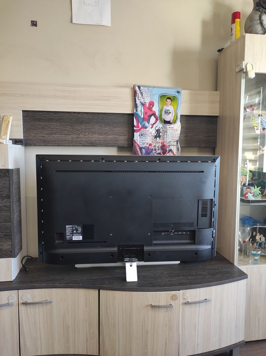 Смарт Телевизор PHILIPS 43 инча Android Ultra HD 4K Ambilight