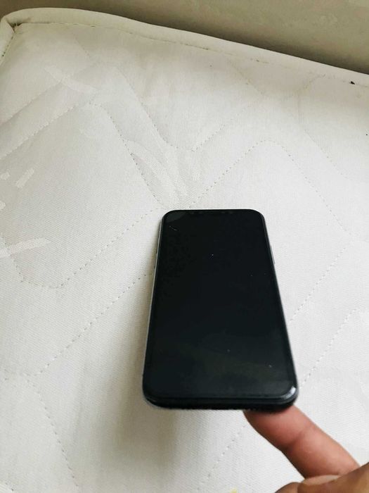 iphone 11 pro в много добро състояние