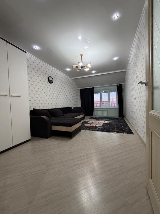 Продается 1 комн кв.р-н С Тюленина.