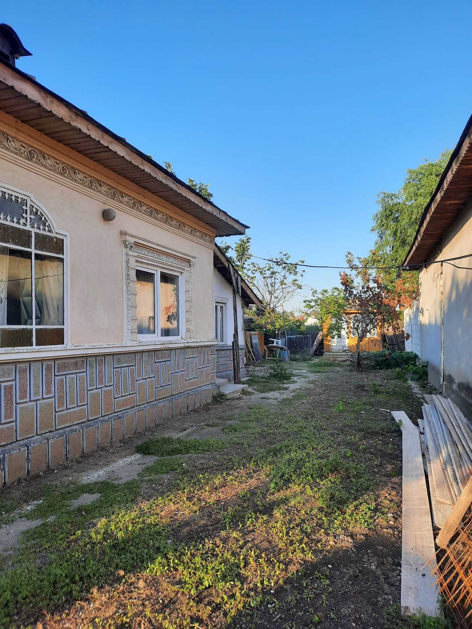 Casa cu gradina in com. Lunguletu