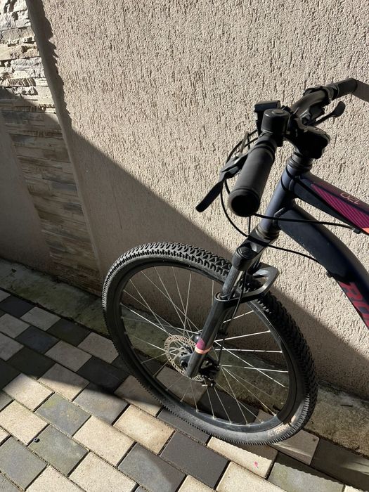 Bicicletă  în stare foarte bună.