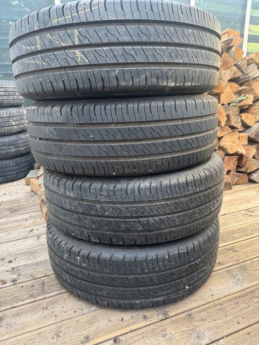 Good Year Efficient Grip Cargo 2 215/65/r16C