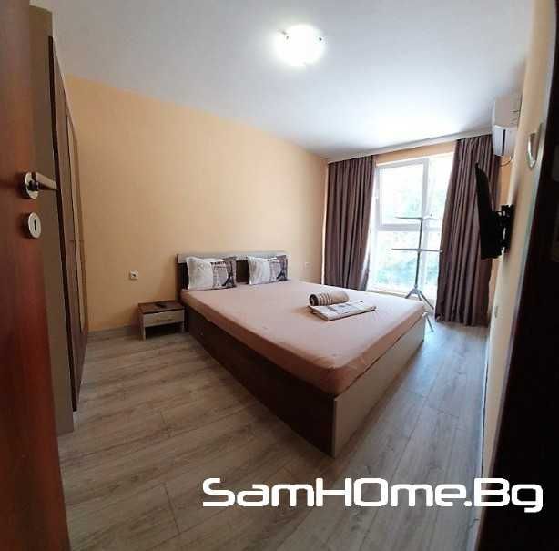 Продава се Многостаен апартамент в Варна, Център - 200 кв.м за 1275 €/кв.м - Снимка #2