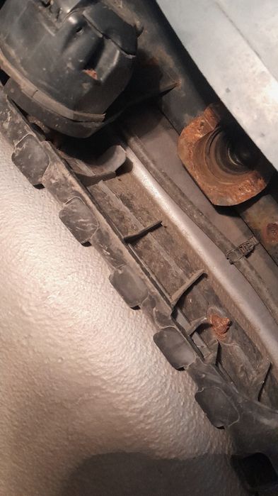 Теглич БМВ е60 оригинален