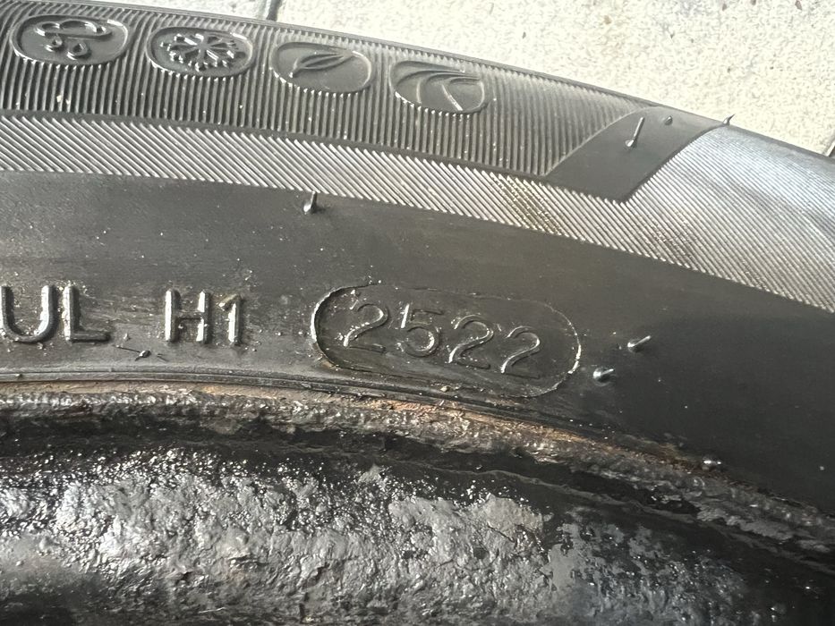 Jante tabla Skoda-Golf cu cauciucuri iarnă 195/65/R15 3 perechi