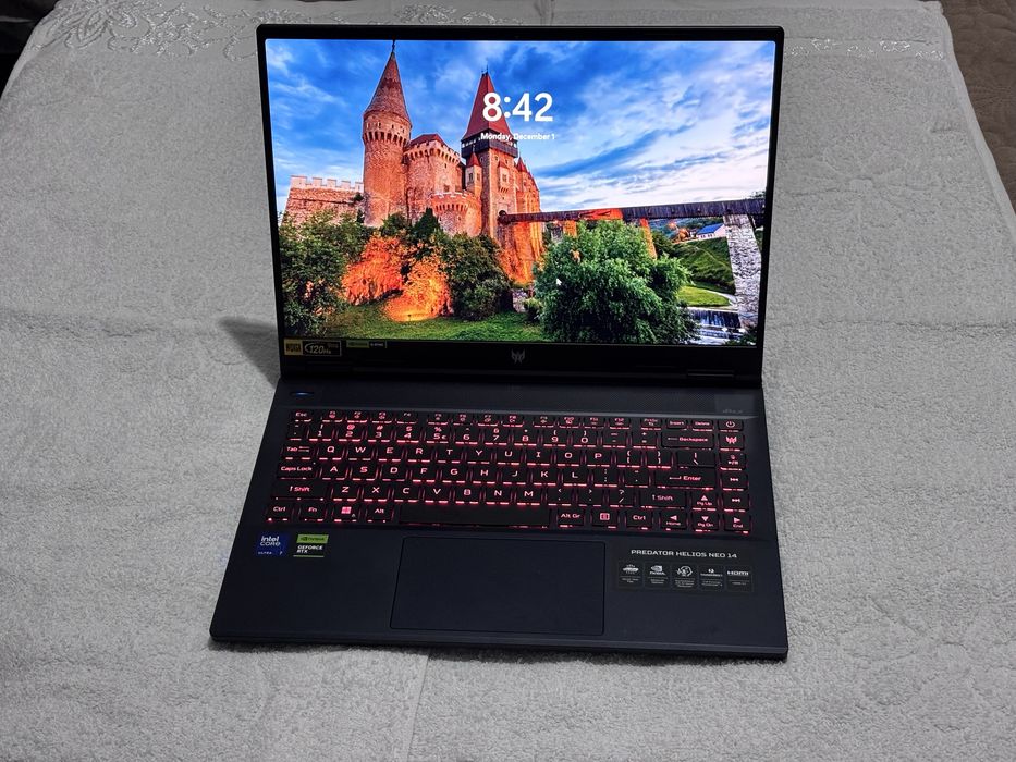 Laptop Acer Predator Helios Neo 14 PHN14-51-77MW — NOU