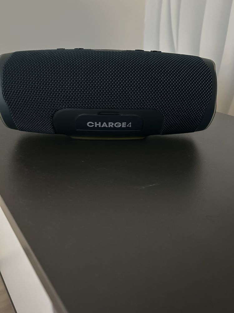 JBL Charge 4 колонка