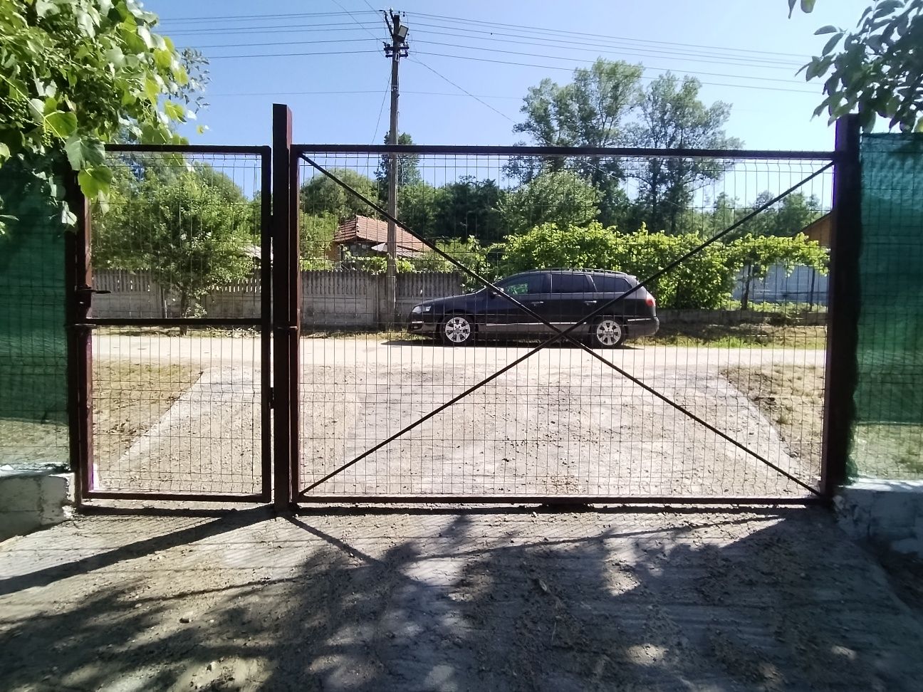 ***Imprejmuiri terenuri gradini livezi - ***gard-protejare-proprietate