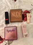 Set cosmetice Huda Beauty