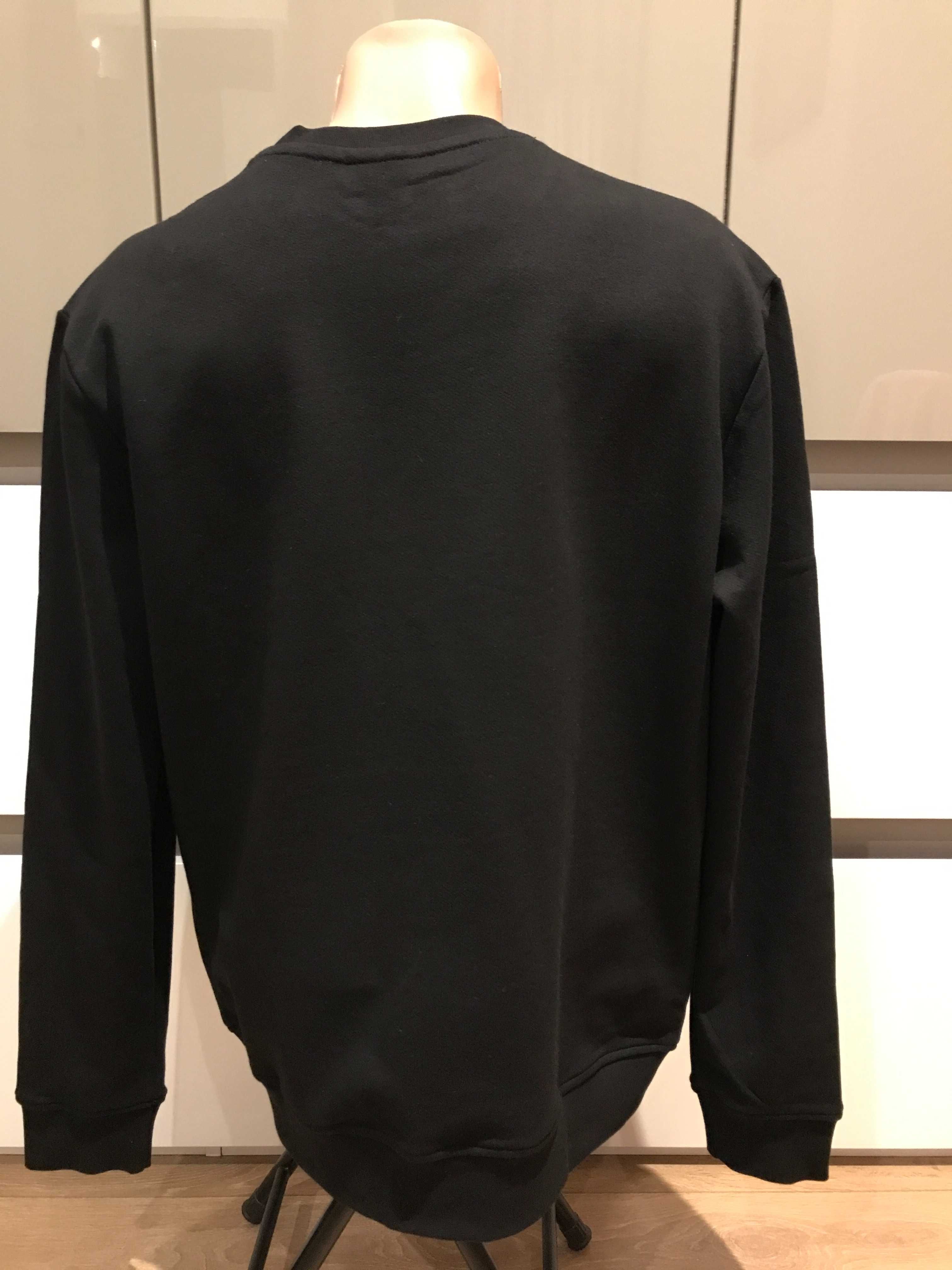 Hugo Boss, блуза, оригнална, черна Размери: M и L