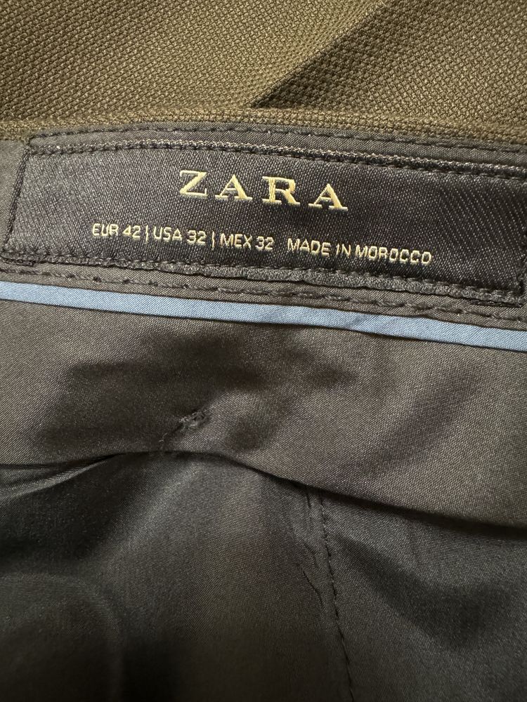 Pantaloni Zara, mărime 42.
