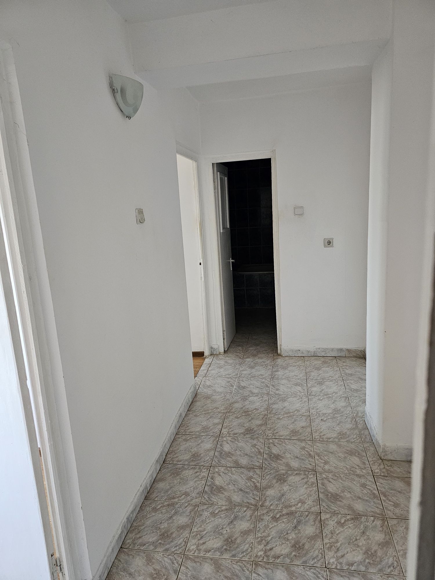 Proprietar Vand Apartament 3 camere decomandat Slobozia