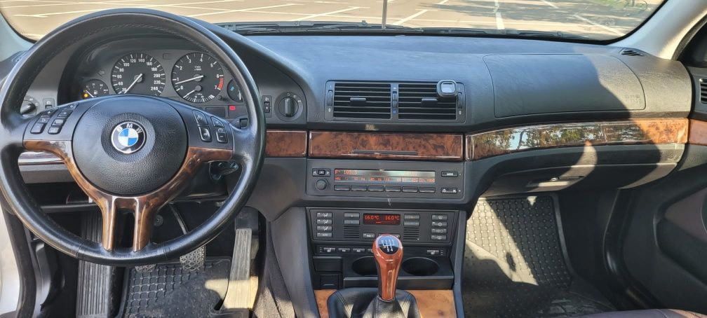 Vand bmw e39 525i benzina