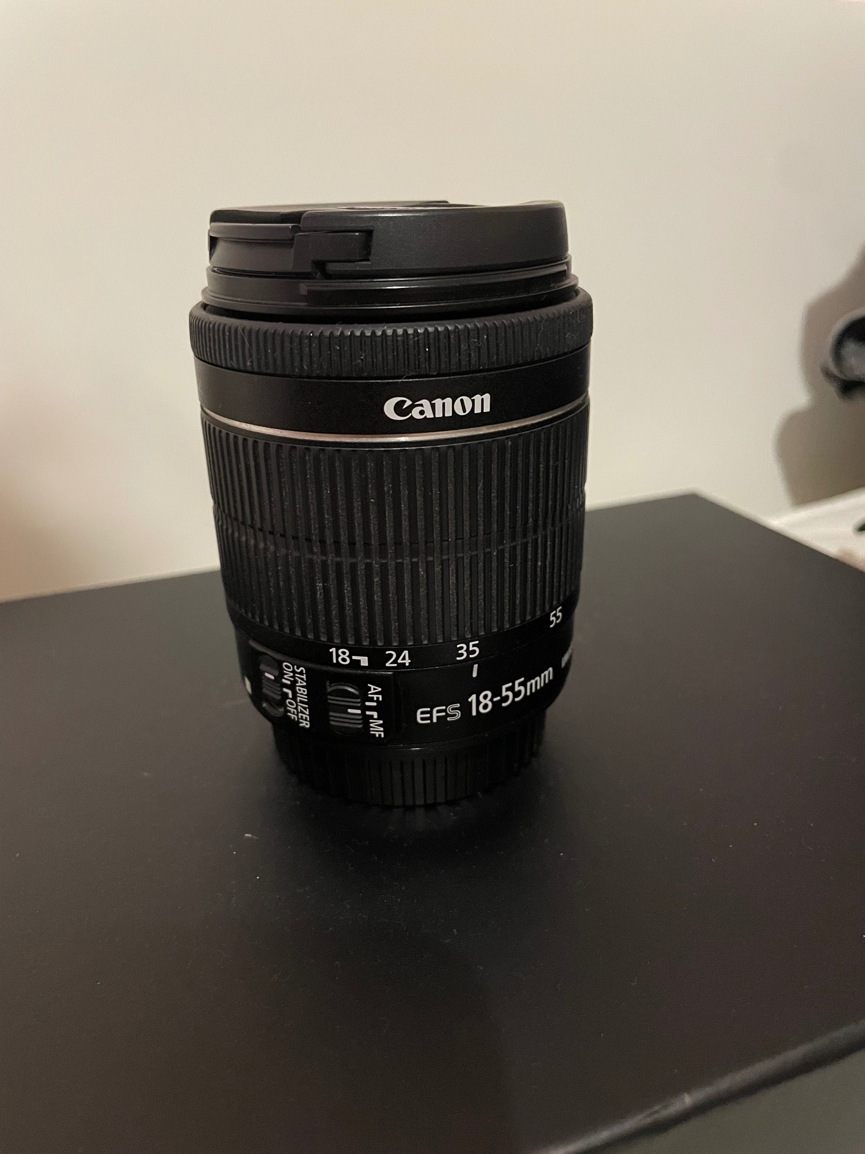 Фотоапарат Canon 700D