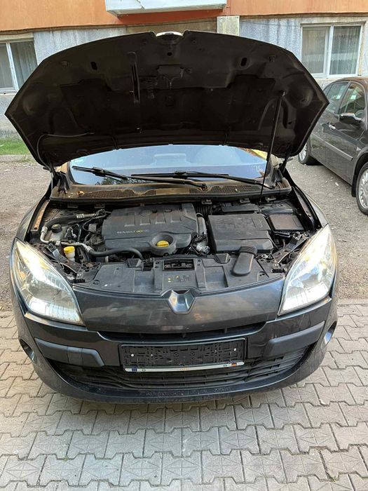 Vând Renault Megane An fabricație 2015 Germania, km235000 ,full option