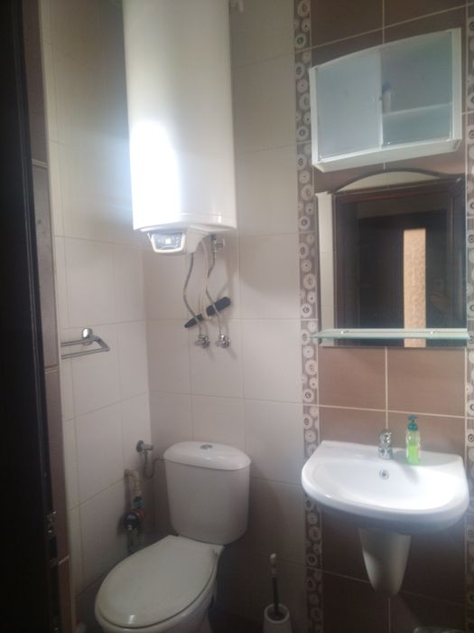 Собственик дава под наем напълно обзаведена боксионера гр. ВАРНА
Колхо