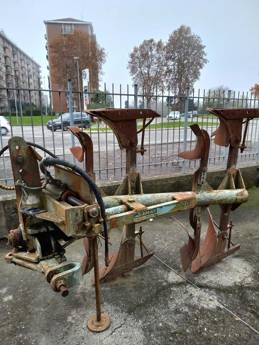 tractor same minitauro 70 cv  remorca basculabila  plug riversibil