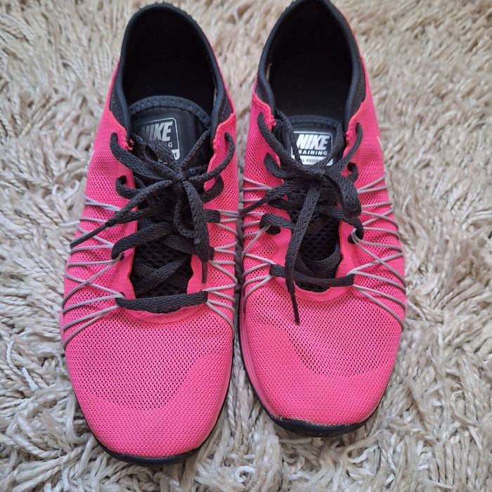 Маратонки  Nike р.37