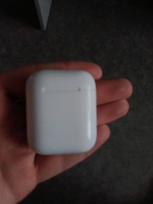 Продам Air pods в хорошем состоянии
