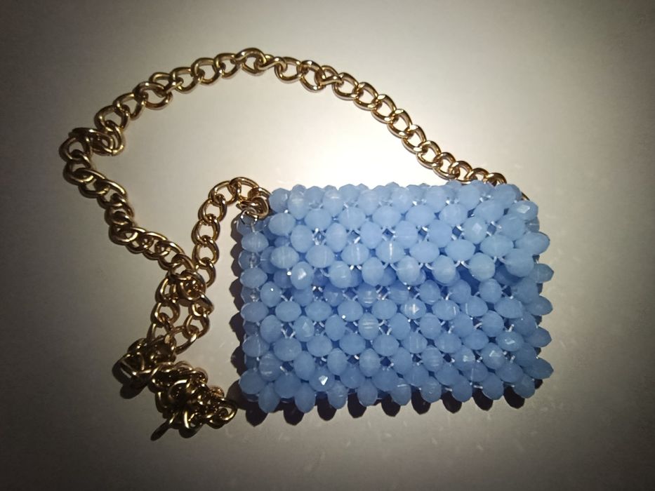 Сумка из бусин миниатюрная