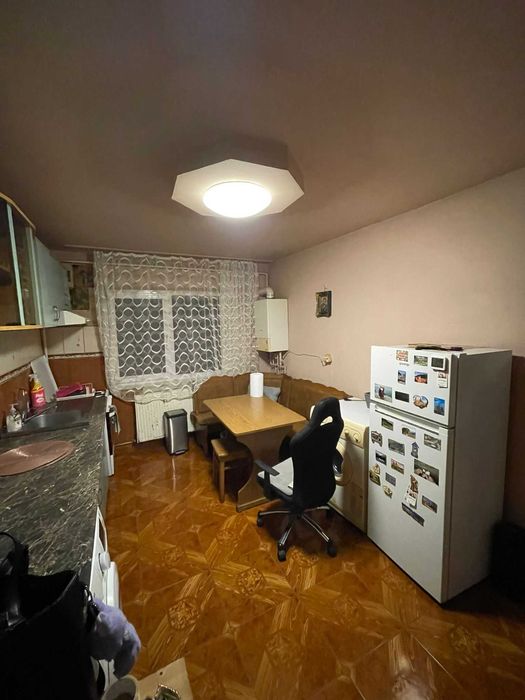 apartament de inchiriat