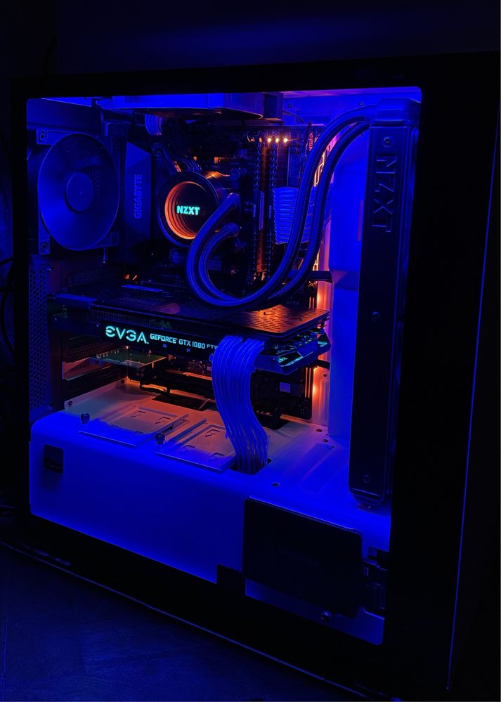 Unitate PC i7 7700K GTX 1080