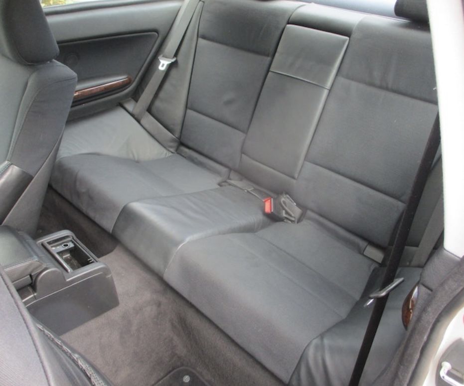 Задни седалки за E46 купе coupe bmw бмв е46