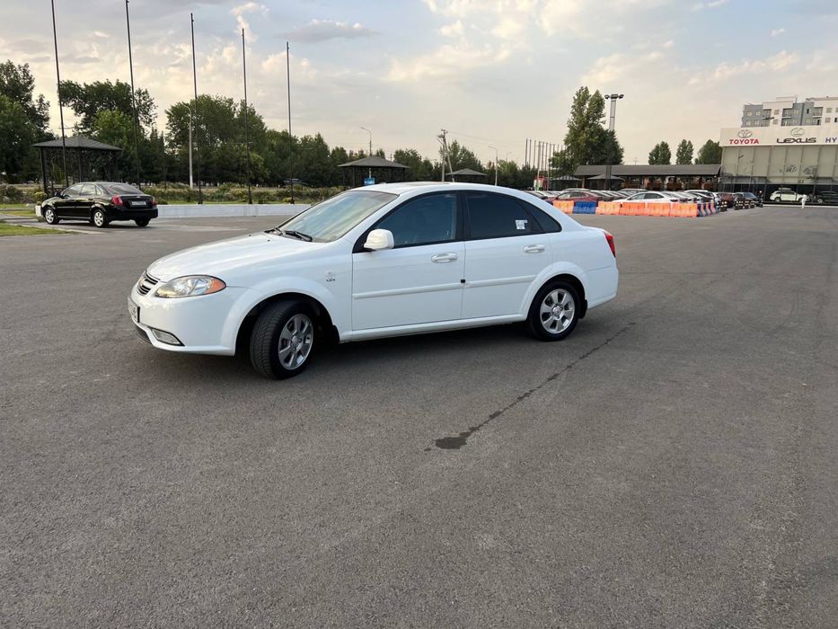 Lacetti Gentra 2021 elegant Plus