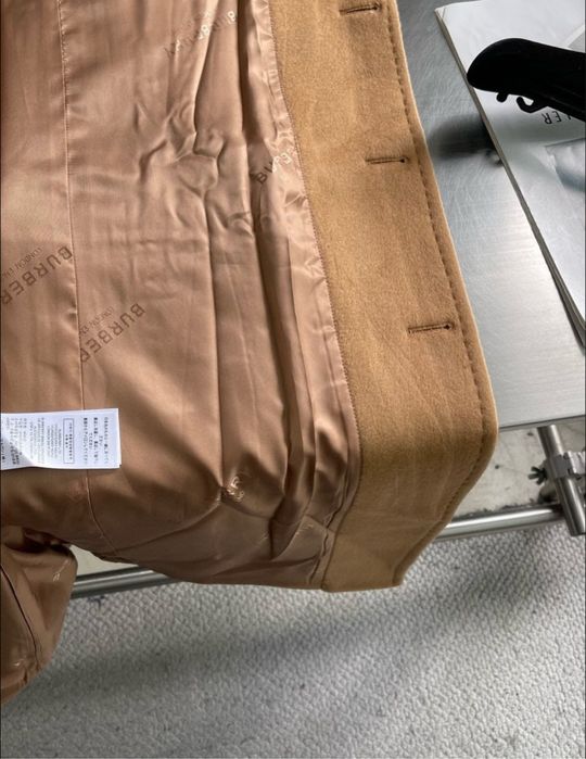 Palton Burberry , calitate premium , pe comanda , L , nou