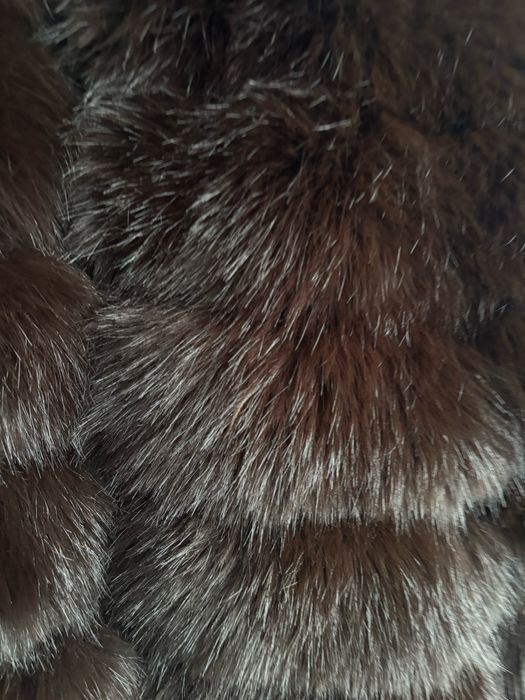 Дамско палто с изкуствен косъм