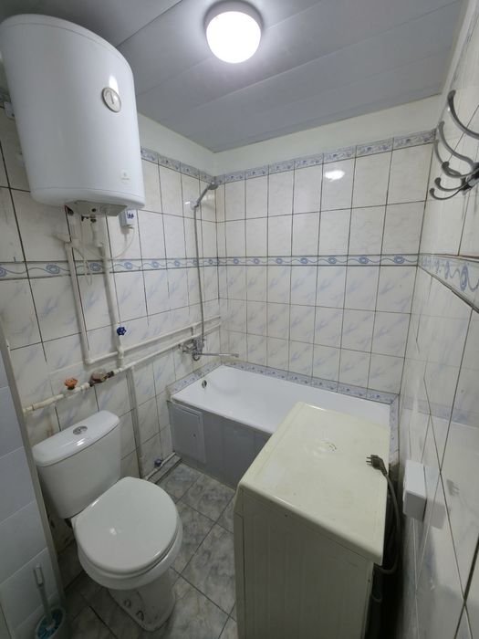 Zudlik bilan frunze massifda 3 chi etaj 1xonali kvartira sotiladi