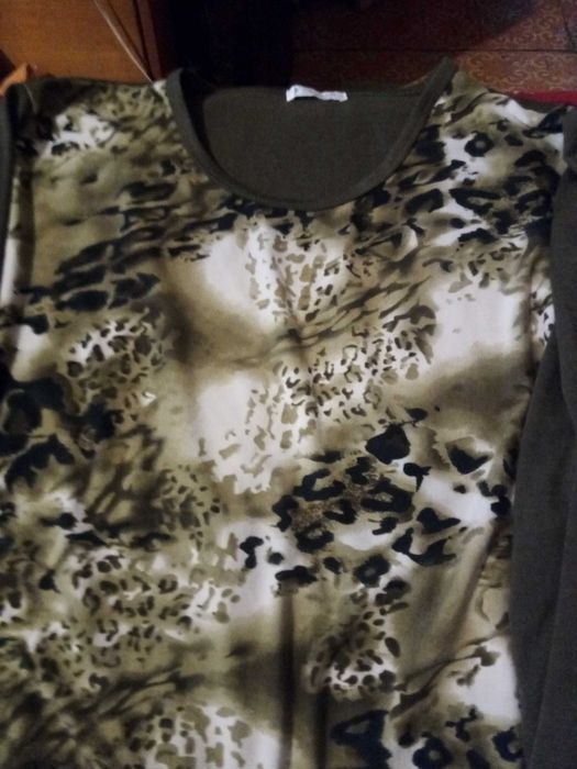 Vând bluze pulovăr dama