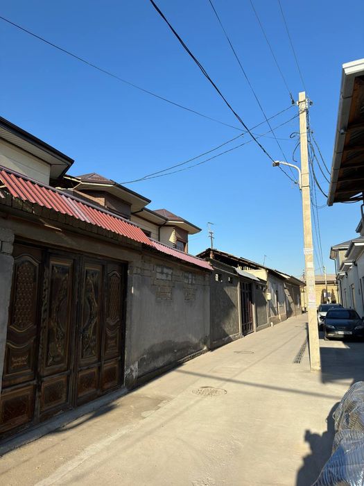 Sergili Ozgarish 2.6 sotix yevro remont 7 xonasi bor