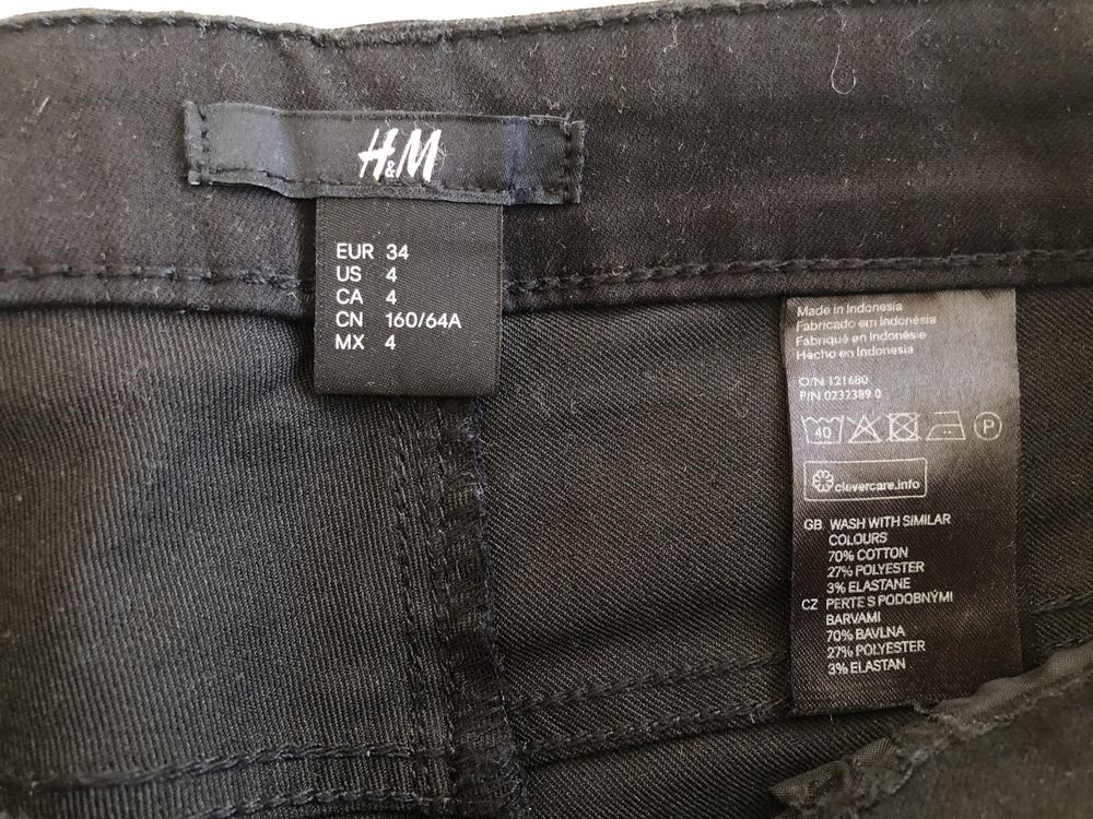 Черни панталони H&M