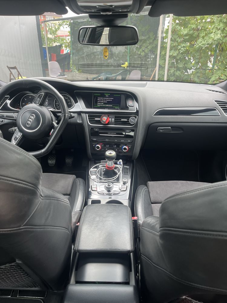 Vând Audi A4-S4 Interior si Exterior