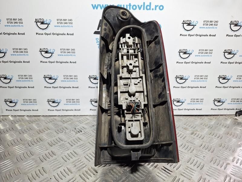 Stop aripa stanga fara soclu bec Renault Master