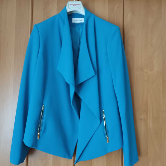 vand taior dama Calvin Klein nou