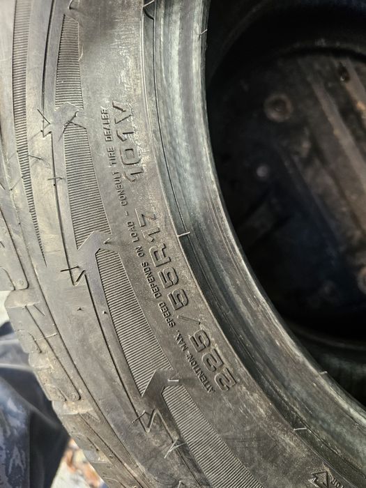 Гуми 225/55/17 2броя