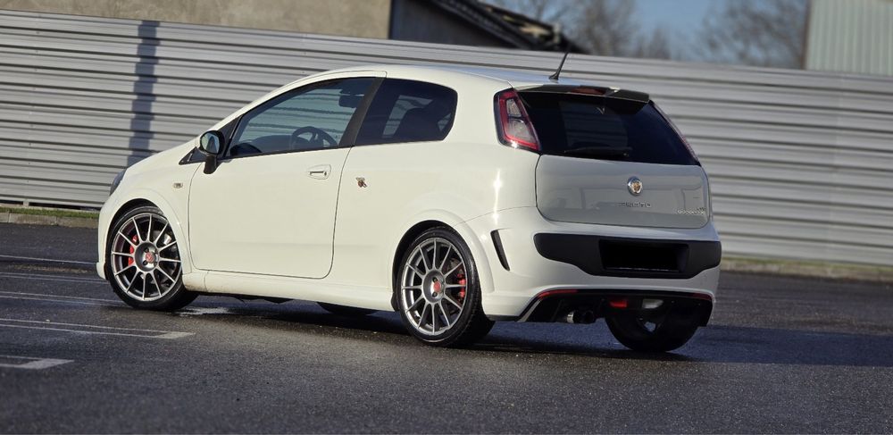 Fiat grande punto Evo Abarth , essesse 180 cp , an 2011 , benzina 1.4