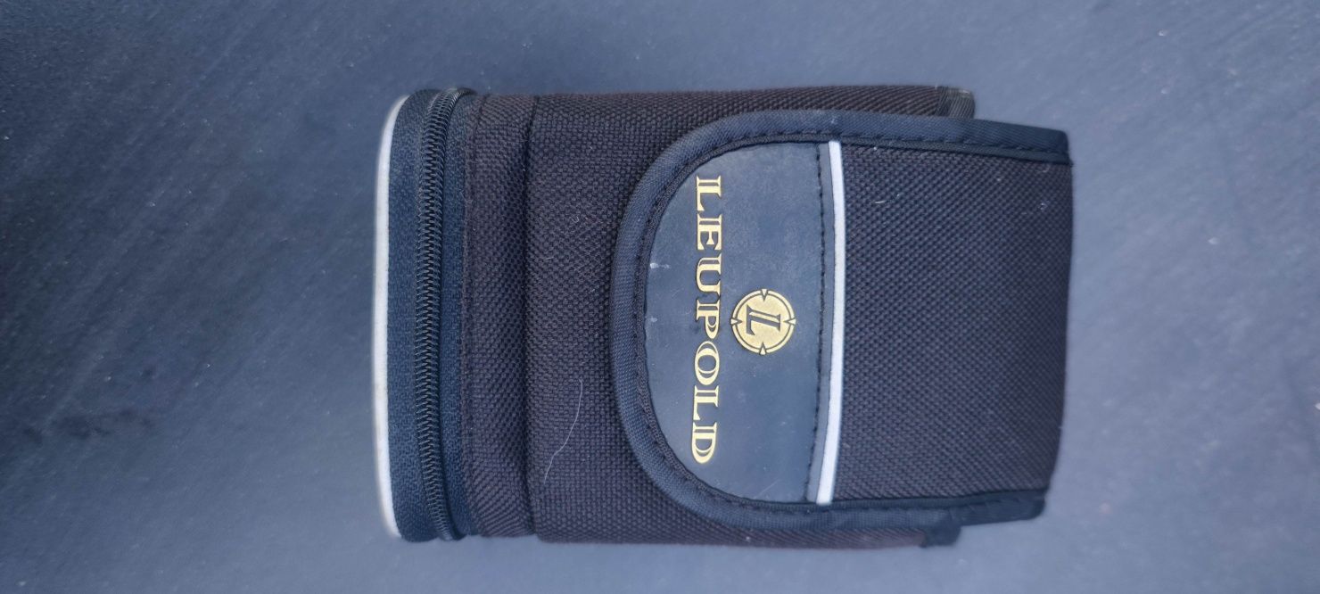 Telemetru laser Leopold GX-4. Pentru golf.