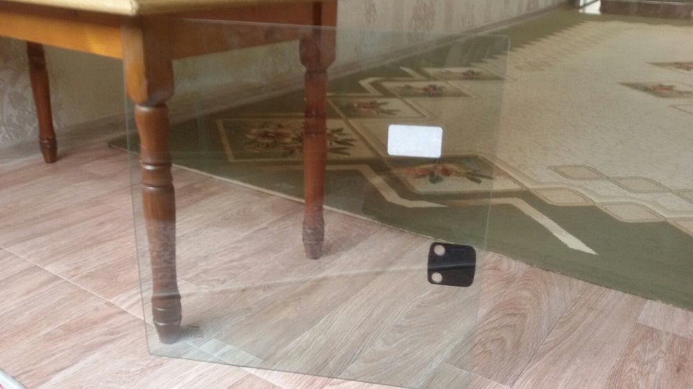 Стекло боковое для Тойота Хайс.Н-200