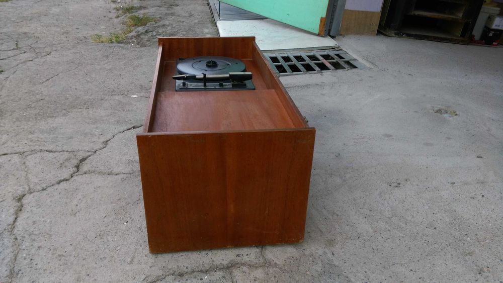 Ретро радио-грамофон Акорд