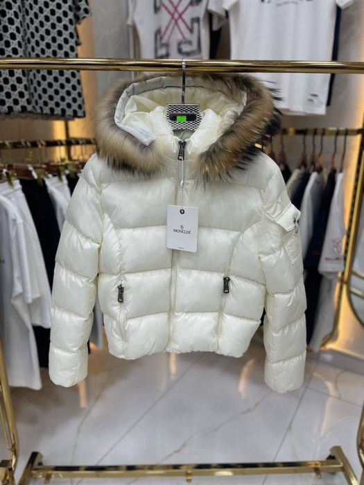 Geaca Moncle r colectie MAYA ( FEMEI ) extra LUXURY