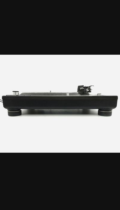 Technics SL-1210 MK2 + Case Flight + 2 Doze