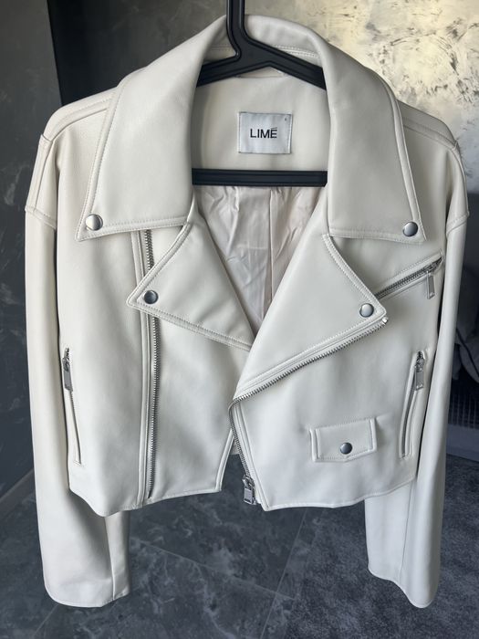 Geaca de piele in stare perfecta marimea s