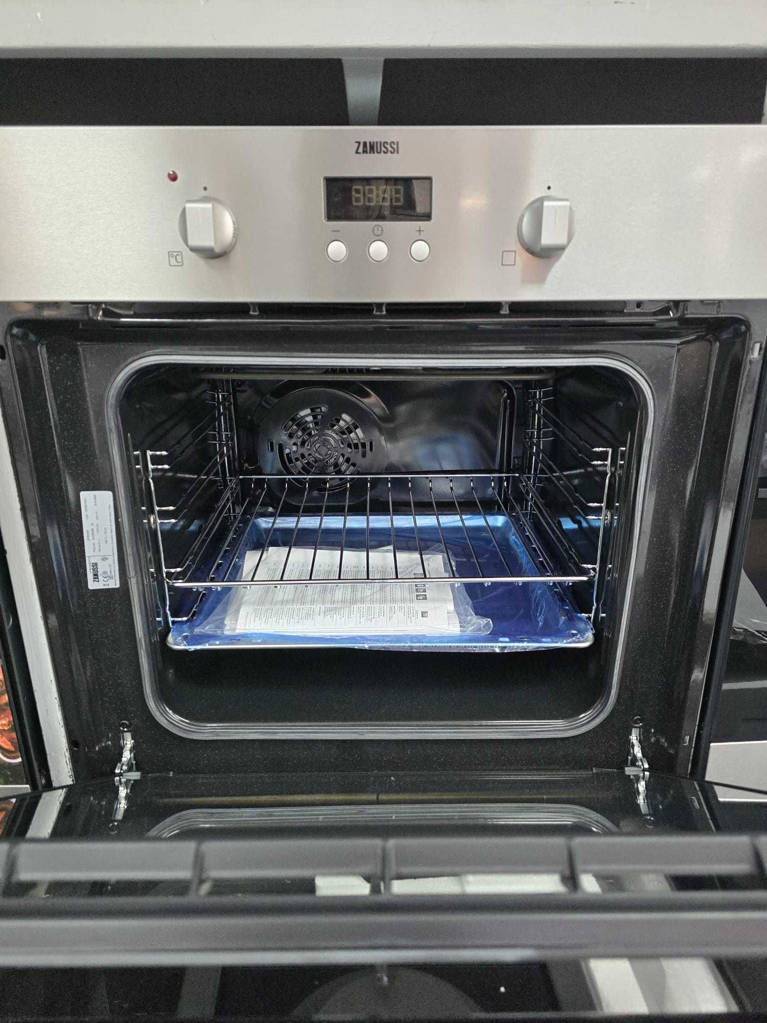 Cuptor incorporabil NOU resigilat Zanussi ZOB442X, Electric,60 l,-Inox