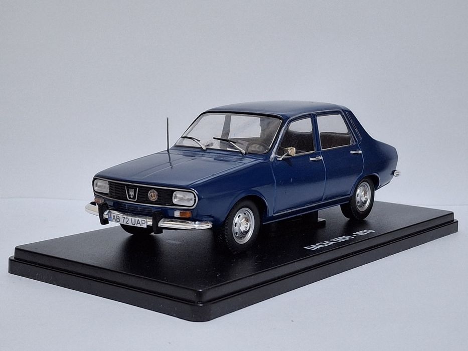 Macheta dacia 1300 bleu 68 scara 1:24 hachette modificata