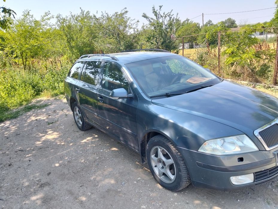 Vând Skoda Octavia 2